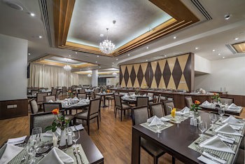 City Premiere Marina Hotel Apar