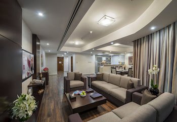 City Premiere Marina Hotel Apar