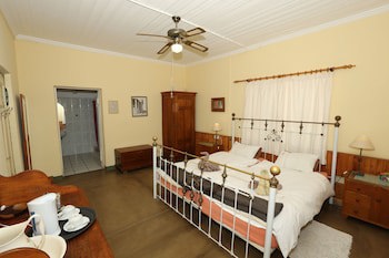 Dusternbrook Safari Guest Farm