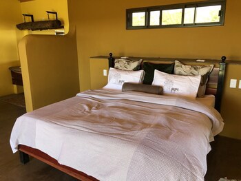 Dusternbrook Safari Guest Farm