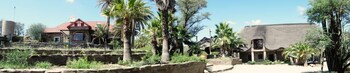 Dusternbrook Safari Guest Farm