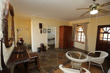 Dusternbrook Safari Guest Farm