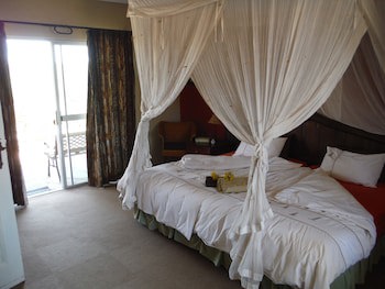 Dusternbrook Safari Guest Farm