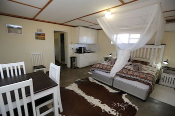 Dusternbrook Safari Guest Farm