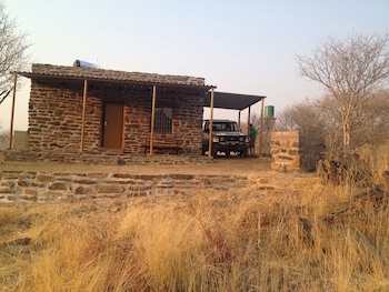 Dusternbrook Safari Guest Farm
