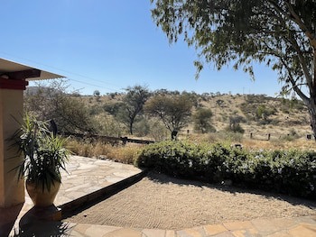 Dusternbrook Safari Guest Farm