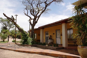 Dusternbrook Safari Guest Farm