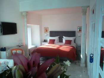 La Villa Bleue
