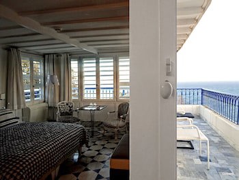 La Villa Bleue
