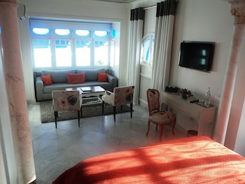 La Villa Bleue