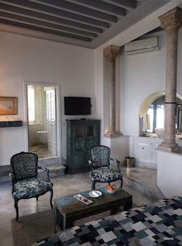 La Villa Bleue