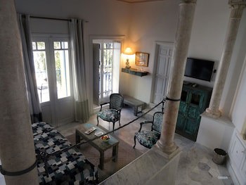 La Villa Bleue