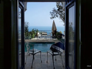 La Villa Bleue