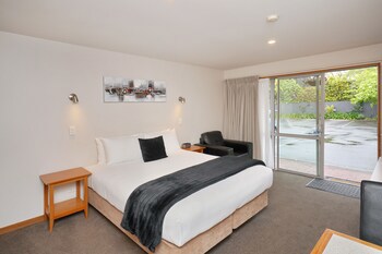 306 Motel Apartments