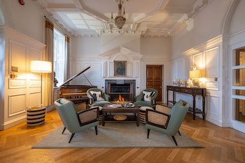 Fowey Hall