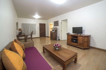 Bagan Thiripyitsaya Sanctuary Resort