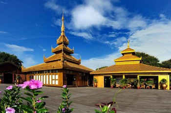 Bagan Thiripyitsaya Sanctuary Resort