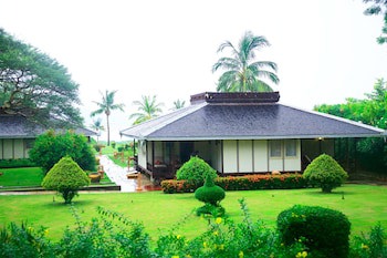 Bagan Thiripyitsaya Sanctuary Resort