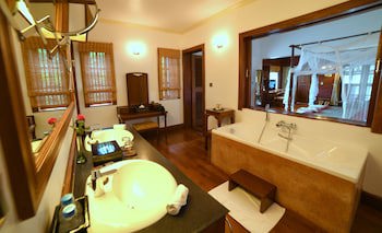 Bagan Thiripyitsaya Sanctuary Resort