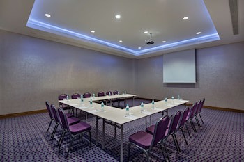 Hampton By Hilton Istanbul Kayasehir