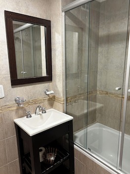 Arenales Suites