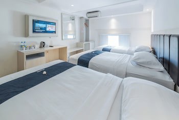 Alron Hotel Kuta Powered By Archipelago