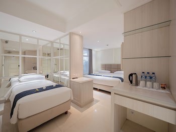 Alron Hotel Kuta Powered By Archipelago