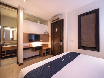 Alron Hotel Kuta Powered By Archipelago