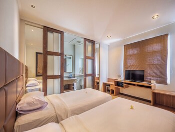 Alron Hotel Kuta Powered By Archipelago