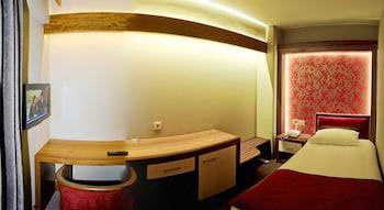 Bella Hotel