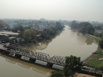 Diamond River Ping Petch-Ngam Hotel