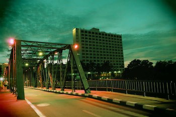 Diamond River Ping Petch-Ngam Hotel