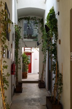 Boutique Kuku Ruku