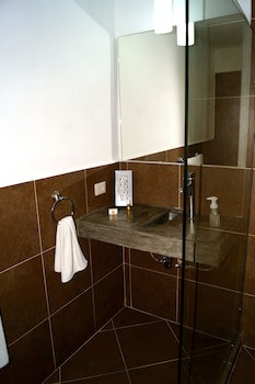 Boutique Kuku Ruku