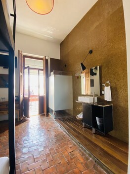 Boutique Kuku Ruku