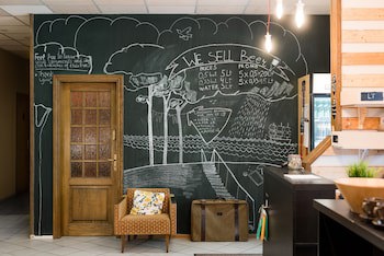 Downtown Forest Hostel & Camping