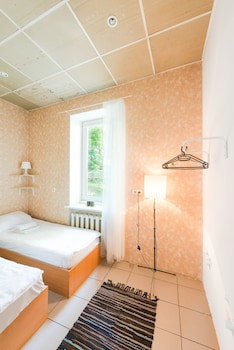 Downtown Forest Hostel & Camping