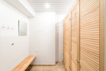 Downtown Forest Hostel & Camping