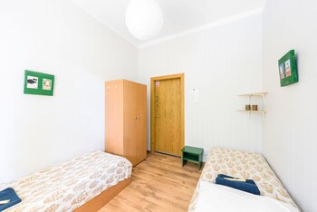 Downtown Forest Hostel & Camping