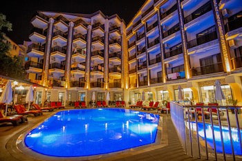 Fatih Hotel Kleopatra