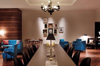 Courtyard By Marriott Tokyo Station