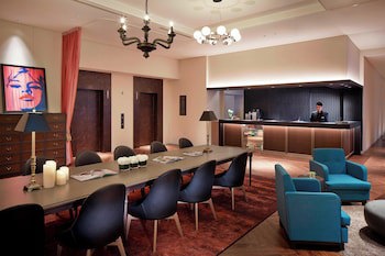 Courtyard By Marriott Tokyo Station