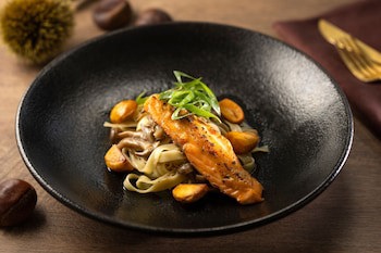 Courtyard By Marriott Tokyo Station