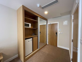 Best Western Northfields Ealing Hotel