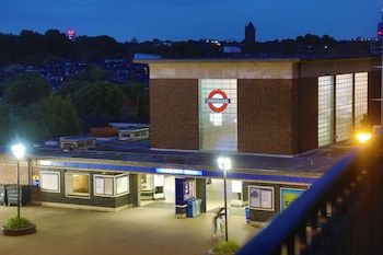 Best Western Northfields Ealing Hotel