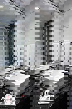 Grand Halic Goldenhorn