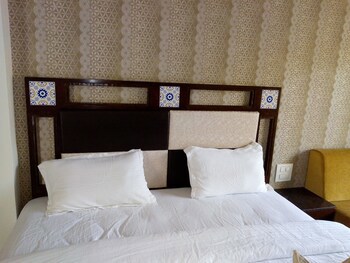 Am Hotel Kollection:Ivy, Morjim