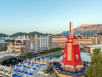 Orange County Kemer - Adult Only