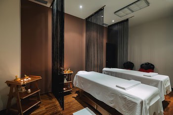 La Boheme Hotel