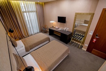 La Boheme Hotel